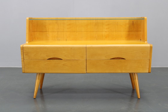 Image 1 of Cassettiera con ripiano in vetro, anni '60, Cecoslovacchia