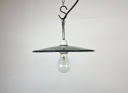 Industriële hanglamp met petroleumkleurige emaille afwerking, jaren 70