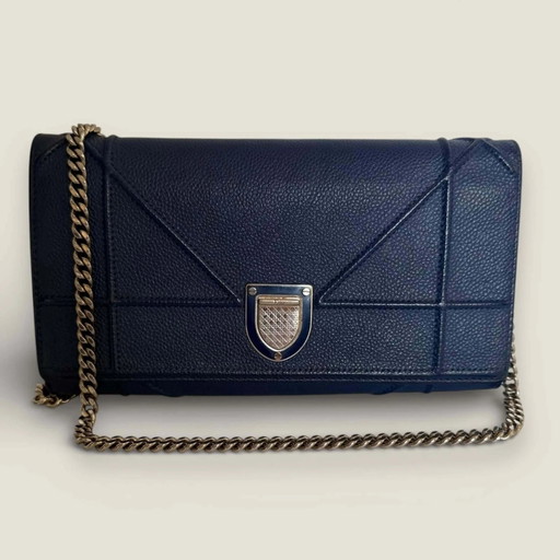 Dior Diorama Cruise Wallet On Chain