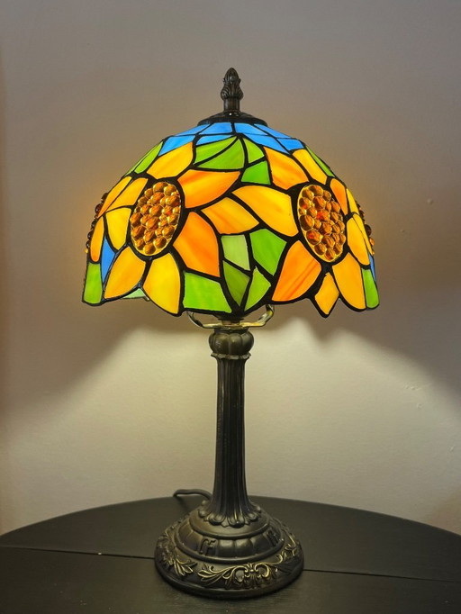 Stained glass sunflower table lamp 1920s style
