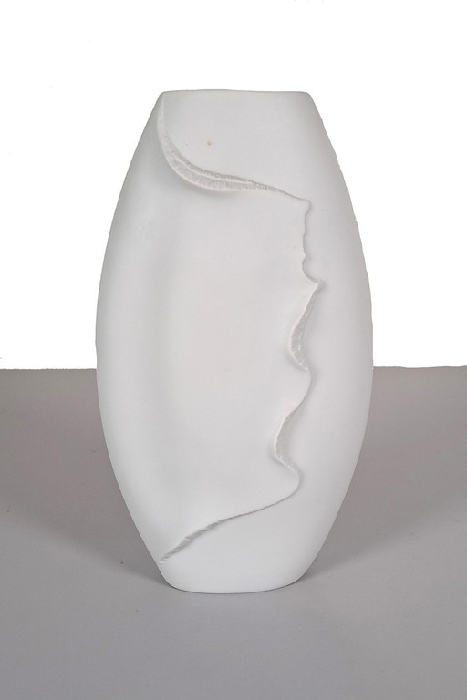 Porcelain Kaiser vase