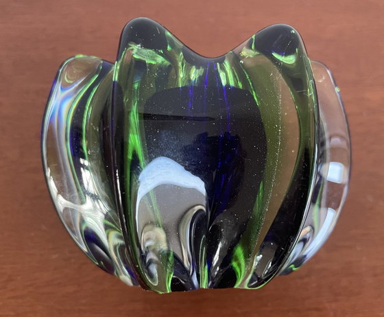 Image 1 of Murano - star-shaped green and cobalt blue glass candlestick