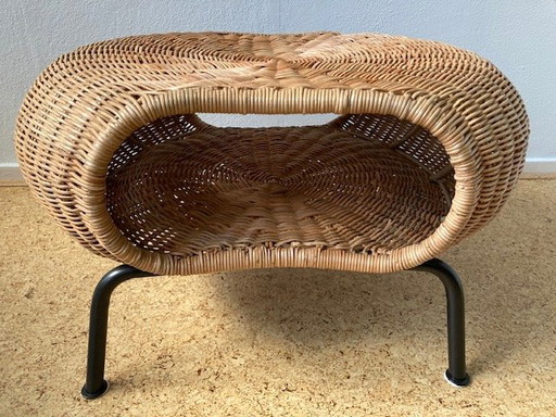 Rotan poef met opbergruimte