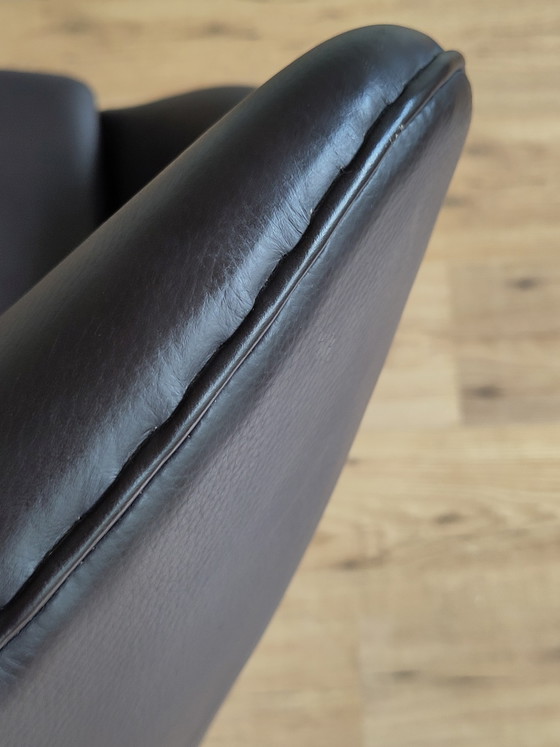 Image 1 of Scandinavian armchair Egg chair Arne Jacobsen