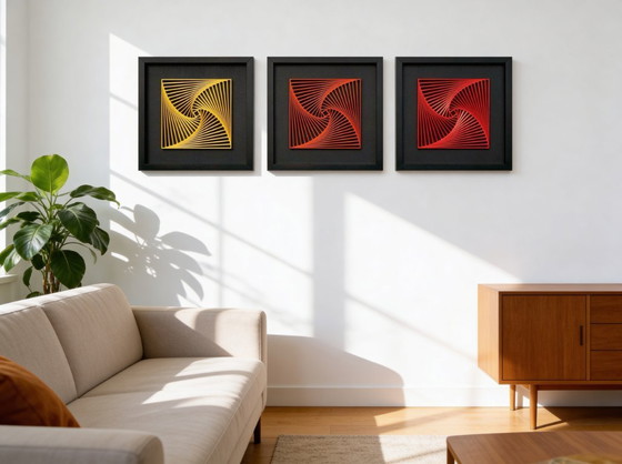 Image 1 of 3D-gedrucktes geometrisches Spiralkunstwerk – Seiden-PLA auf Leinwand – Gerahmte, limitierte Auflage (2026)