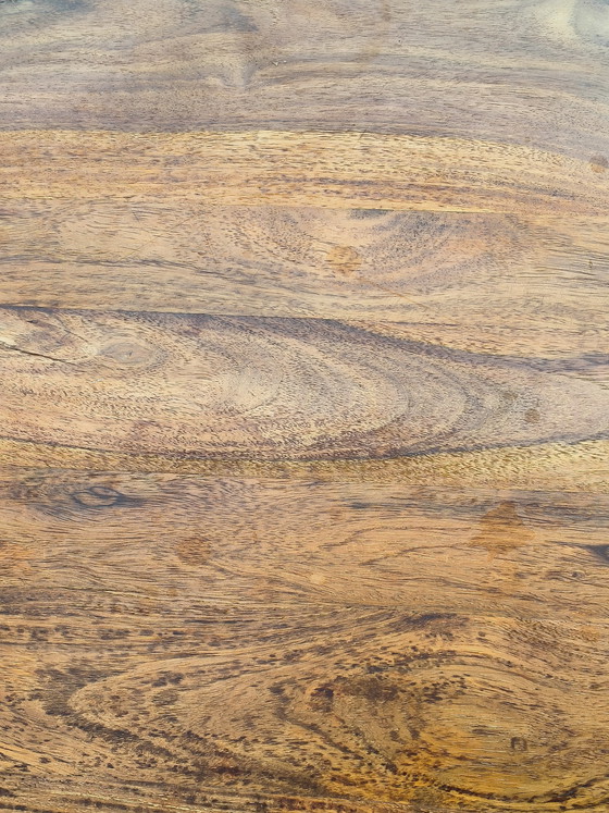 Image 1 of Wunderschöner Beistelltisch aus Mango-/Akazienholz