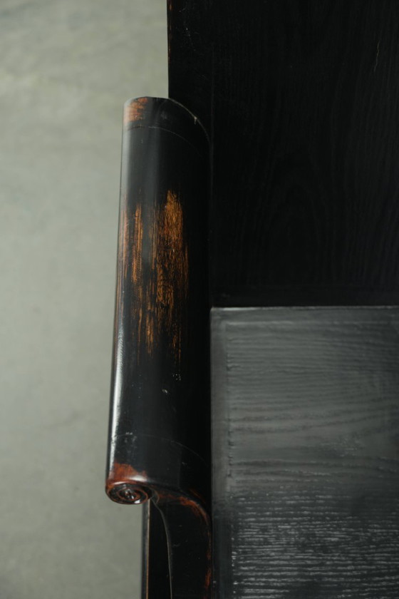 Schwarzer Holzstuhl/Beistellstuhl im chinesischen Stil mit wunderschönen Details und luxuriöser Optik (photo 7 of 14)