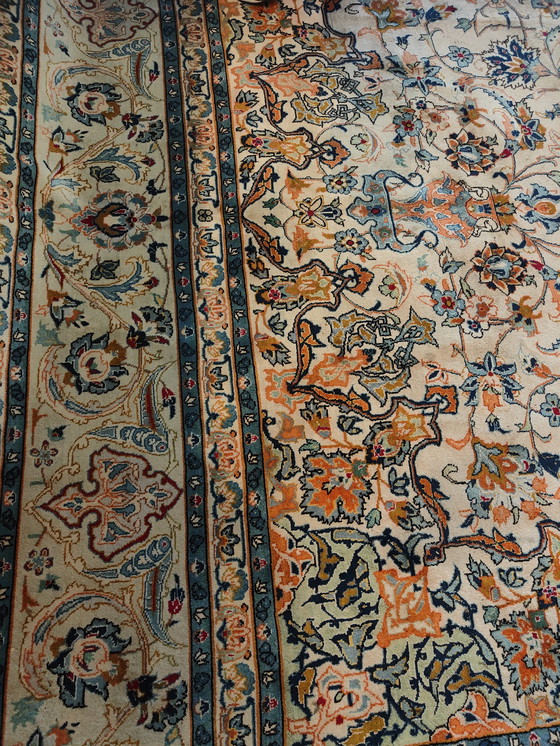 Image 1 of Beautiful extra large hand-knotted Persian carpet