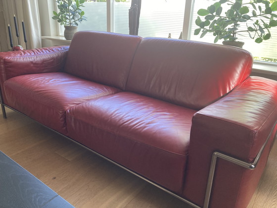 Image 1 of Hermoso sofá Natuzzi rojo burdeos