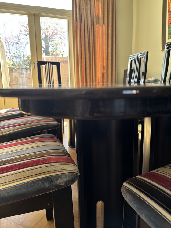 Image 1 of Giorgetti magnifique ensemble de salle à manger design italien. 8 chaises, table à manger et buffet/coiffeuse