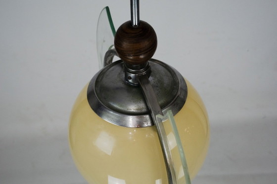 Image 1 of Lampada a sospensione Art Déco italiana degli anni '30 con vetro inciso e globo color ambra.