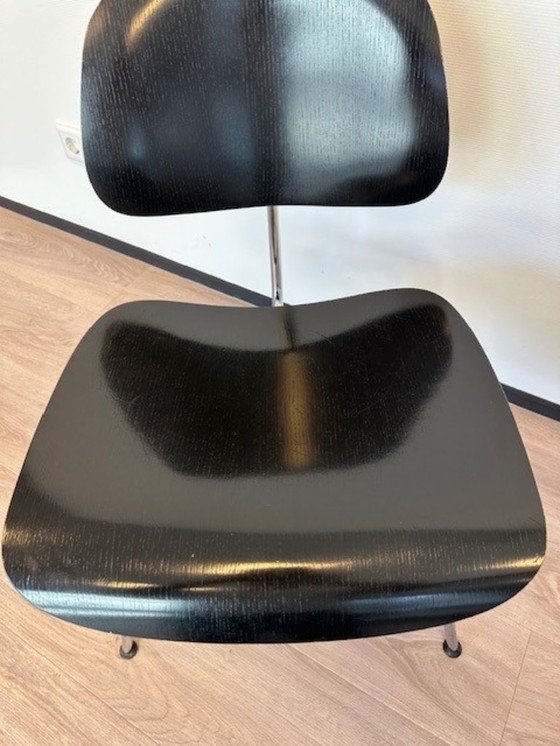 Image 1 of 2 sedie da pranzo Vitra Eames DCM