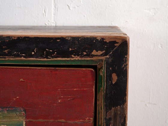 Credenza antica dipinta in legno di pino – Cina, circa 1930 – Credenze con vetrina (photo 28 of 40)