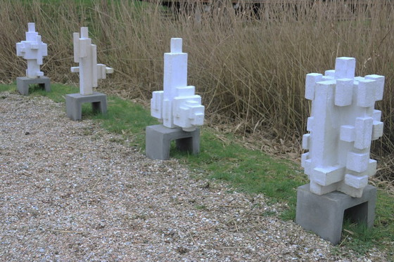 Image 1 of Henk Zweerus – Statuette – Statue aus gegossenem Beton mit weißer Gesso-Grundierung