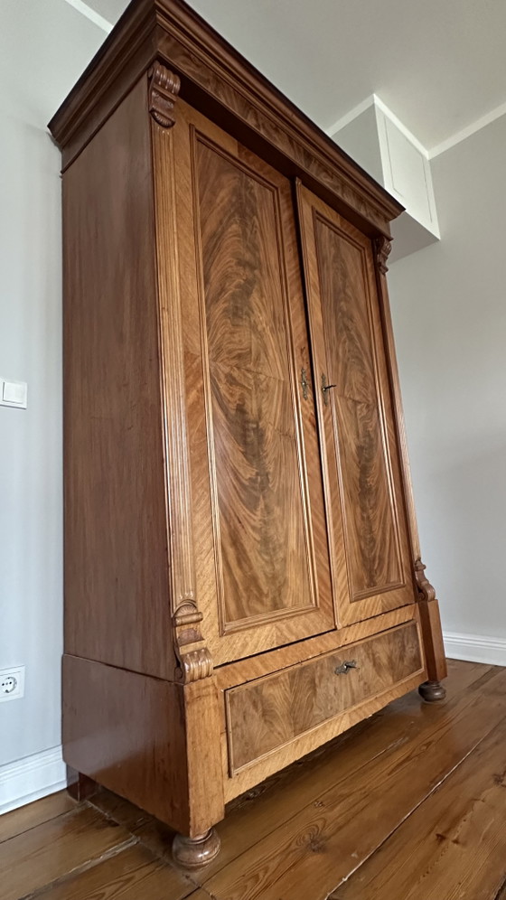 Image 1 of Magnifique meuble démontable de style Gründerzeit, en bois massif foncé – prêt à l'emploi