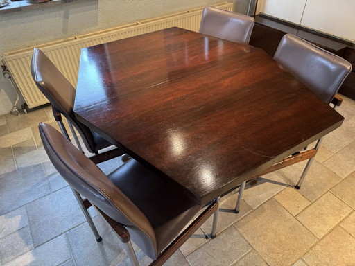 Eettafel-Set mit 4 Stoelen; 60er Jahre; Houten Blad; Metalen-Unterstell. Stoelen opnieuw bekleed.