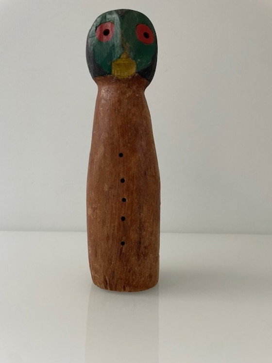 Image 1 of Figurine vintage en bois sculpté, de style primitif et expressif
