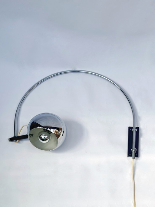 Seltene Herda-Bogenwandleuchte aus Chrom | Weltraumzeitalter | Mid-Century Modern