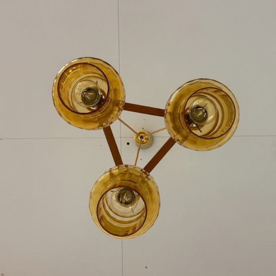 Image 1 of Vintage amberkleurige plafondlamp met 3 kappen
