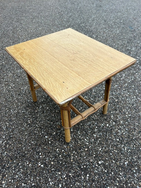 Image 1 of Rattanstuhl und Schreibtisch