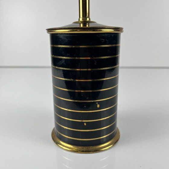 Image 1 of Sigarettendispenser/houder van zwart en goudkleurig metaal, jaren 60/70.