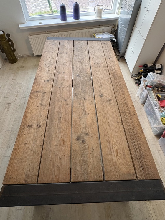 DennisvanLonden steigerhouten tafel – Eettafels, Wood, Metal (photo 3 of 12)