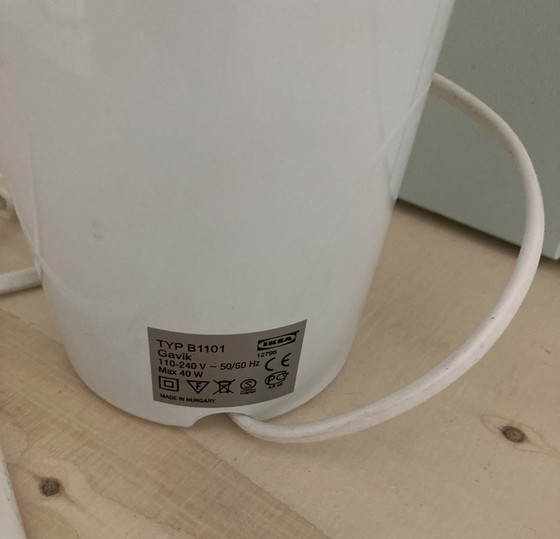 Image 1 of Lampada Gavik in vetro di latte IKEA