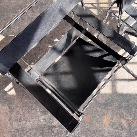 Image 1 of Set van 2 Marcel Breuer "Wassily" stoelen voor Knoll, 1990