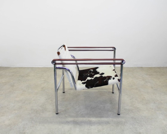 Lc1 Chair Le Corbusier Cassina Charlotte Perriand Seats I, Dining chairs, Metal, Leather, White (photo 6 of 12)