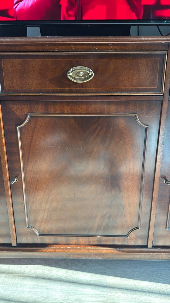 Heldense Exclusive Cabinet - Classic Sideboard – Wood, Brass (photo 5 of 5)
