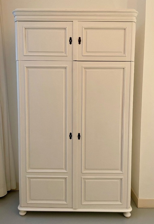 Conjunto de dos armarios grandes Old Basics y cómoda a juego – Madera maciza blanca