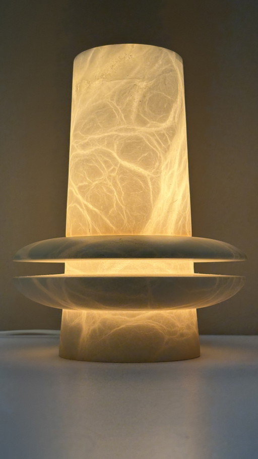 Vintage Alabaster table / night lamp beige cream tones veining