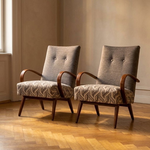 Fauteuils restaurés en bois courbé par Jaroslav Šmídek, paire, Tchécoslovaquie, nouveau revêtement gris et beige, 61 × 82 ×