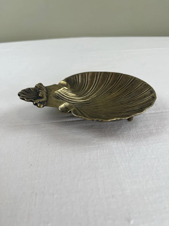 Schelpvormige opbergschaal – Schalen, Brass, Vintage (photo 6 of 8)