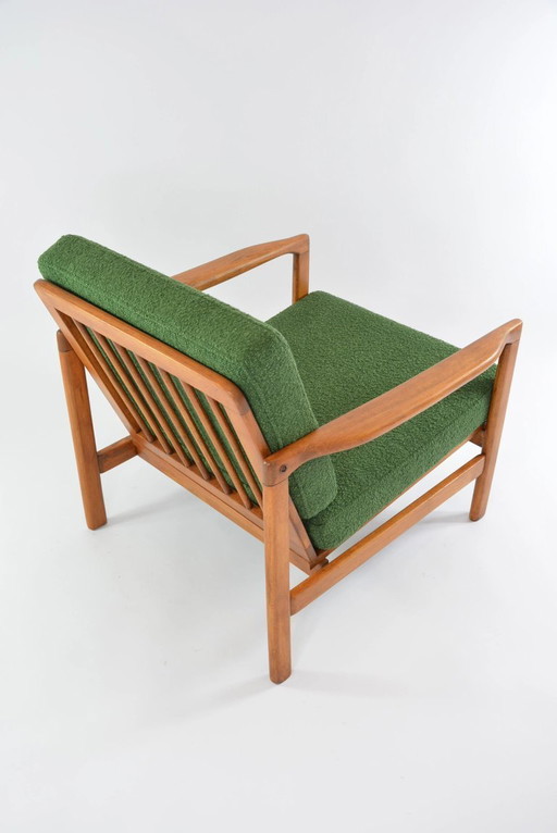 BZ fauteuils in groene bouclé stof
