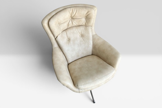 Image 1 of Overman Lounge Chair Draaistoel