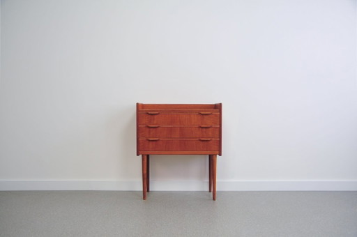 Vintage teakhouten ladekast Henning Jørgensen