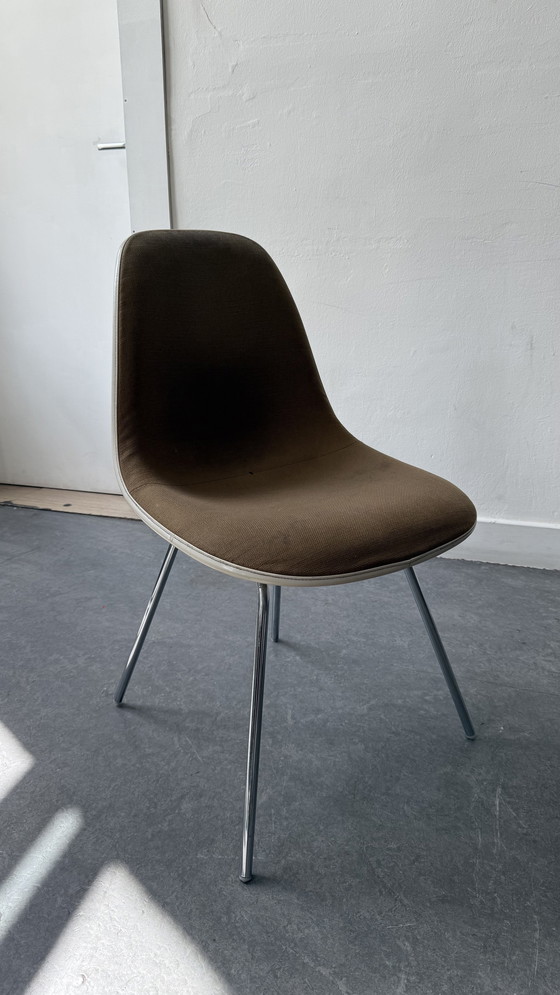 Image 1 of 12x Silla lateral Eames de fibra de vidrio DSX (vitra // hermanmiller )