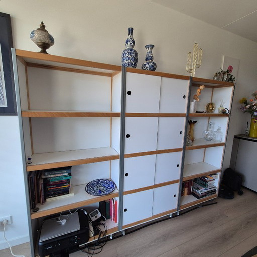 MOOIE Kewlox/Moduloo cabinets