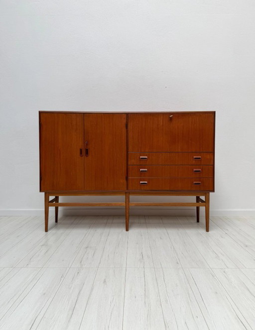 1960s Vintage Danish Design Sideboard Highboard attributed to Børge Mogensen
