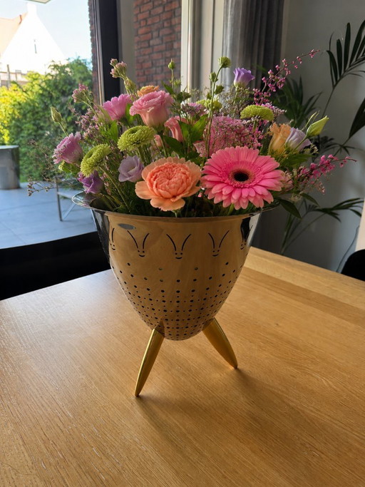 Decorative metal design vase/MAX LE CHINOIS 30 cm, Alessi