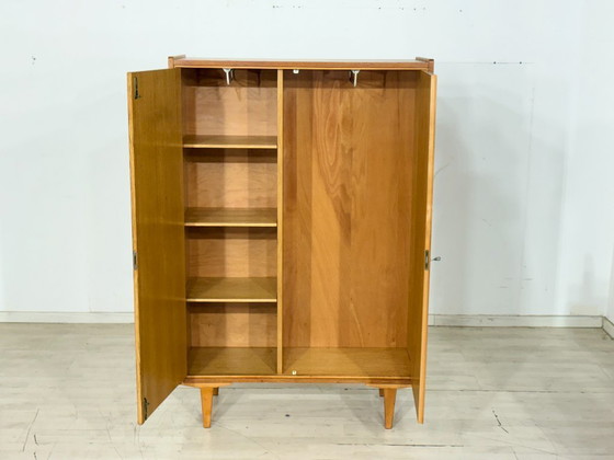 Image 1 of Armadio per la biancheria vintage / Armadio di metà secolo / Armadio in legno