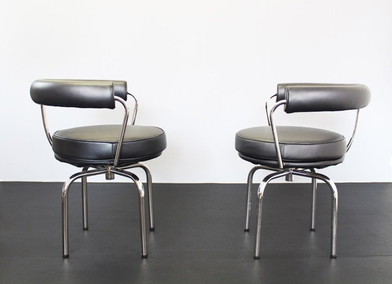 Image 1 of 2xSeat Lc7 Le Corbusier Cassina Charlotte Perriand