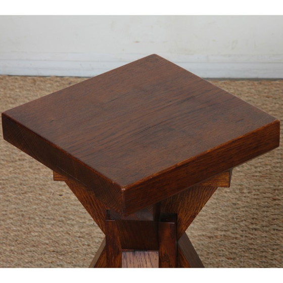 Image 1 of Een paar massief eikenhouten krukken, Frans vakmanschap, 1960