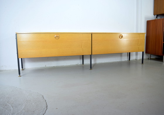 Image 1 of Buffet en frêne des années 1960, commode vintage Hellerau, meuble à tiroirs style milieu du siècle