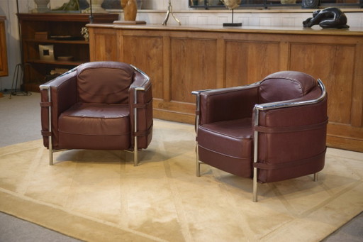 Een paar fauteuils in de stijl van Le Corbusier, jaren 70.