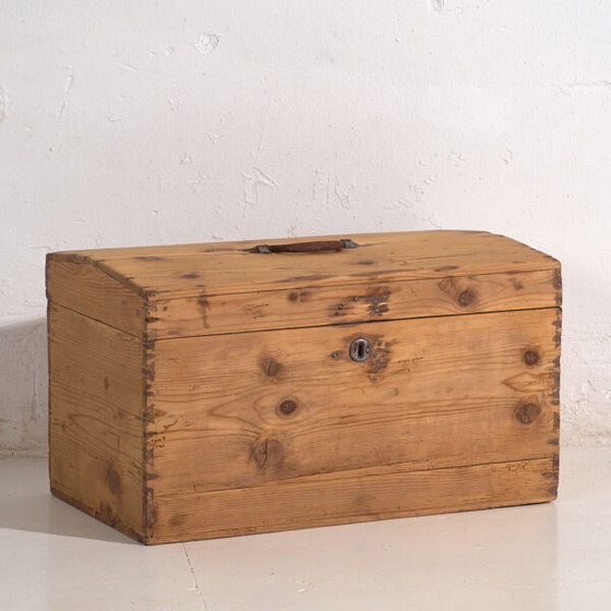 Pequeño baúl antiguo (c.1920) #8 – Cómodas, Rustic (photo 5 of 40)