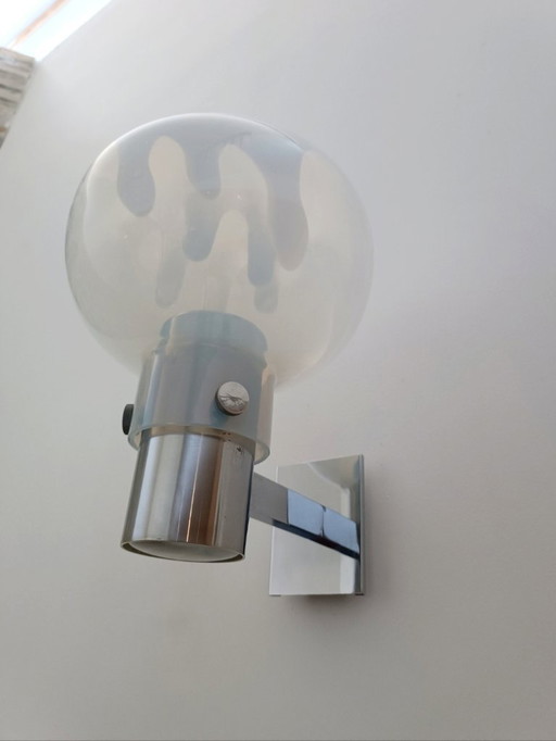 Wandlamp van Toni Zuccheri voor VeArt jaren 70