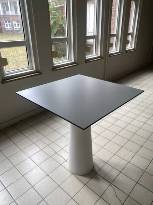 Moooi Container Bar Table – Marcel Wanders – 90×90 cm