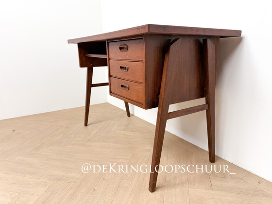 Image 1 of Vintage teakhouten scandinavisch bureau Deens design